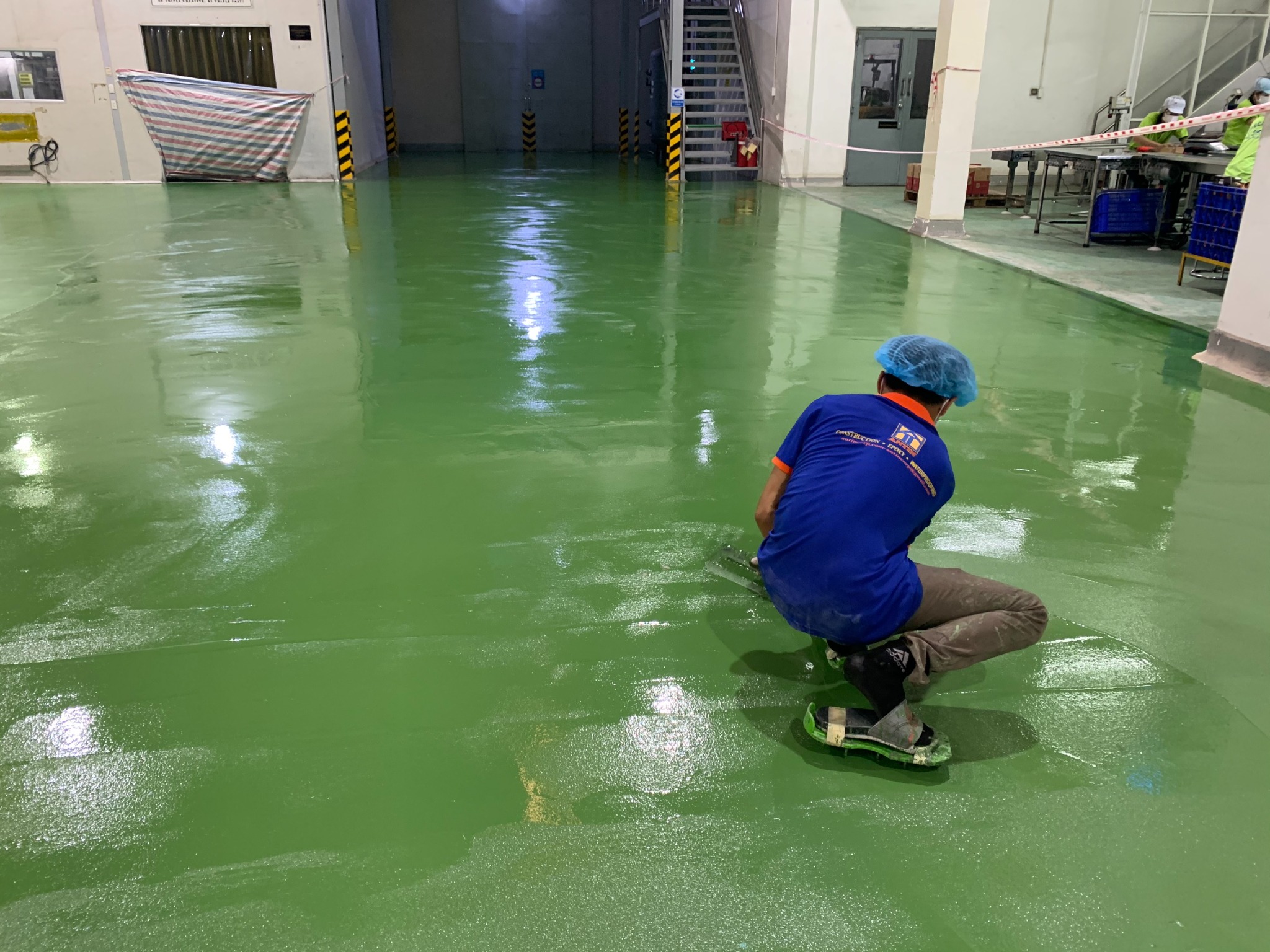 Đội ngũ ANTINCORP hoàn thiện đồng bộ sàn công nghiệp
